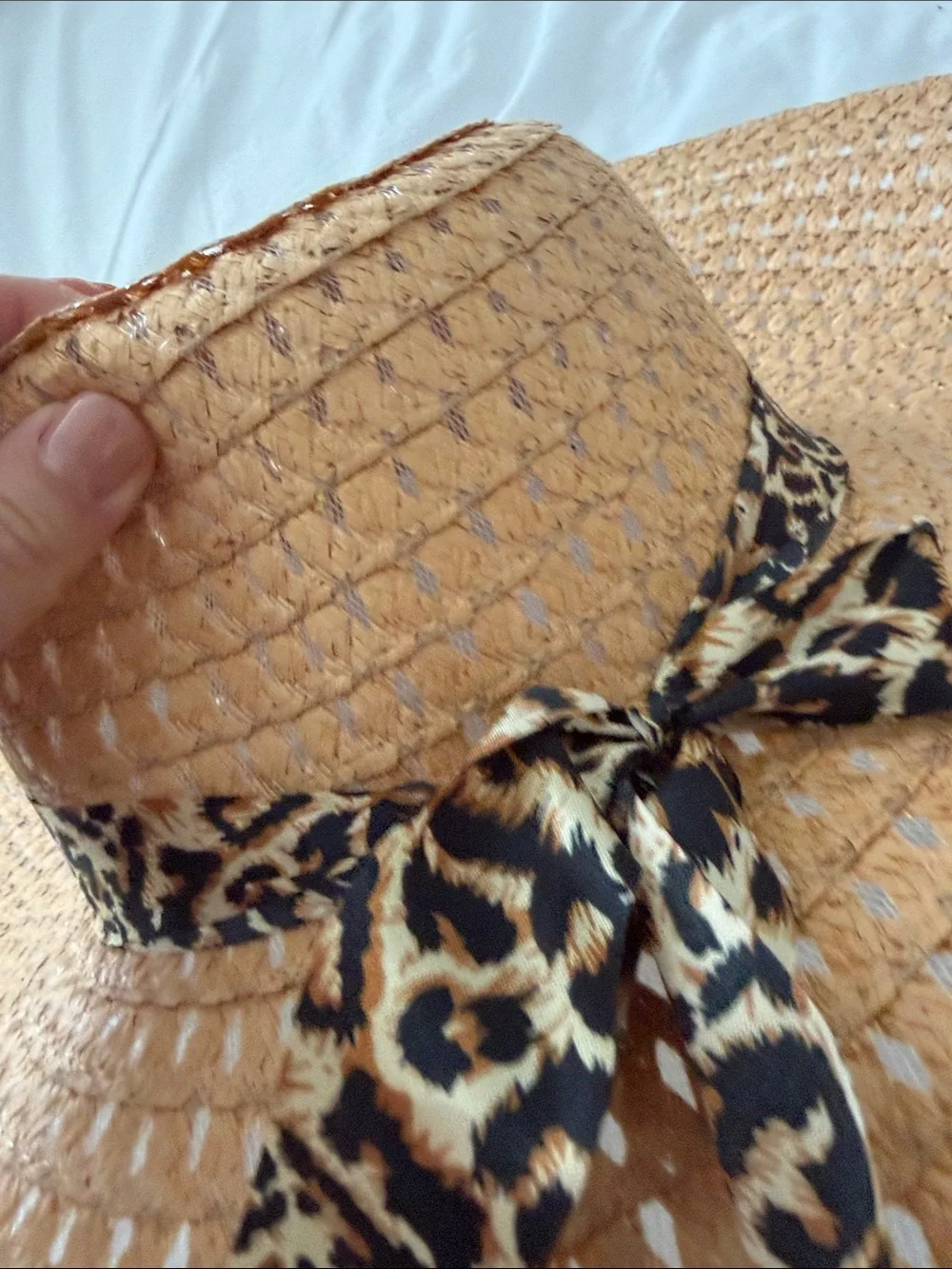 Wide-Brim Straw Sun Hat with Leopard Bow - Tan